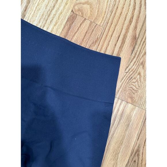 Lululemon In the Flow Leggings Size 6 - Picture 3 of 5